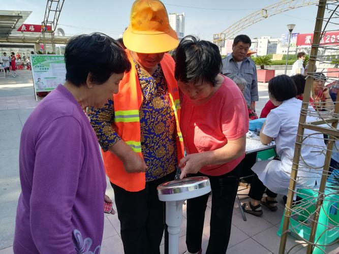 淄川區城區衛生院:開展健康咨詢 服務百姓健康